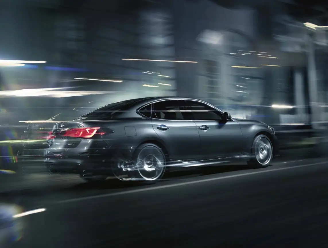 Infiniti Q70
