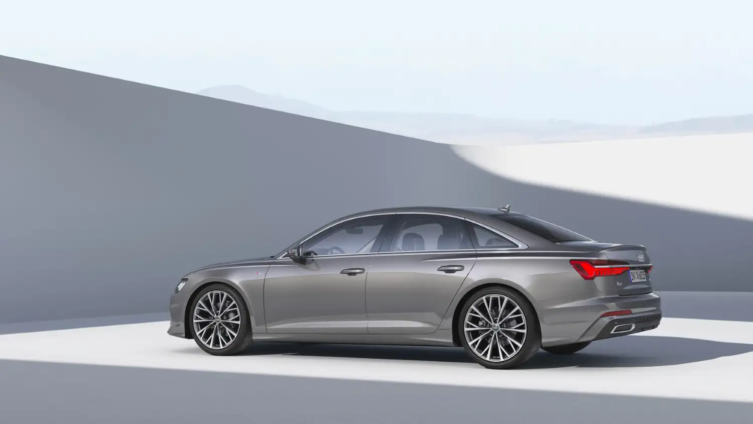 2021 Audi A6 40 TFSI 2.0L Upgraded Options - view 5