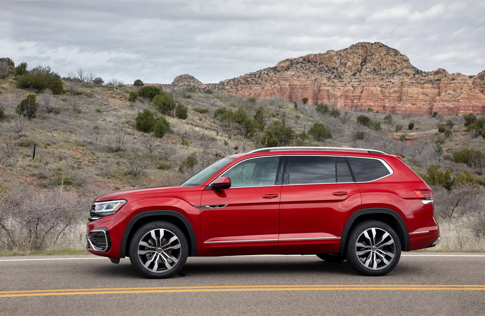 Buy New 2021 Volkswagen Teramont 2.0L Trendline – Coulis Red