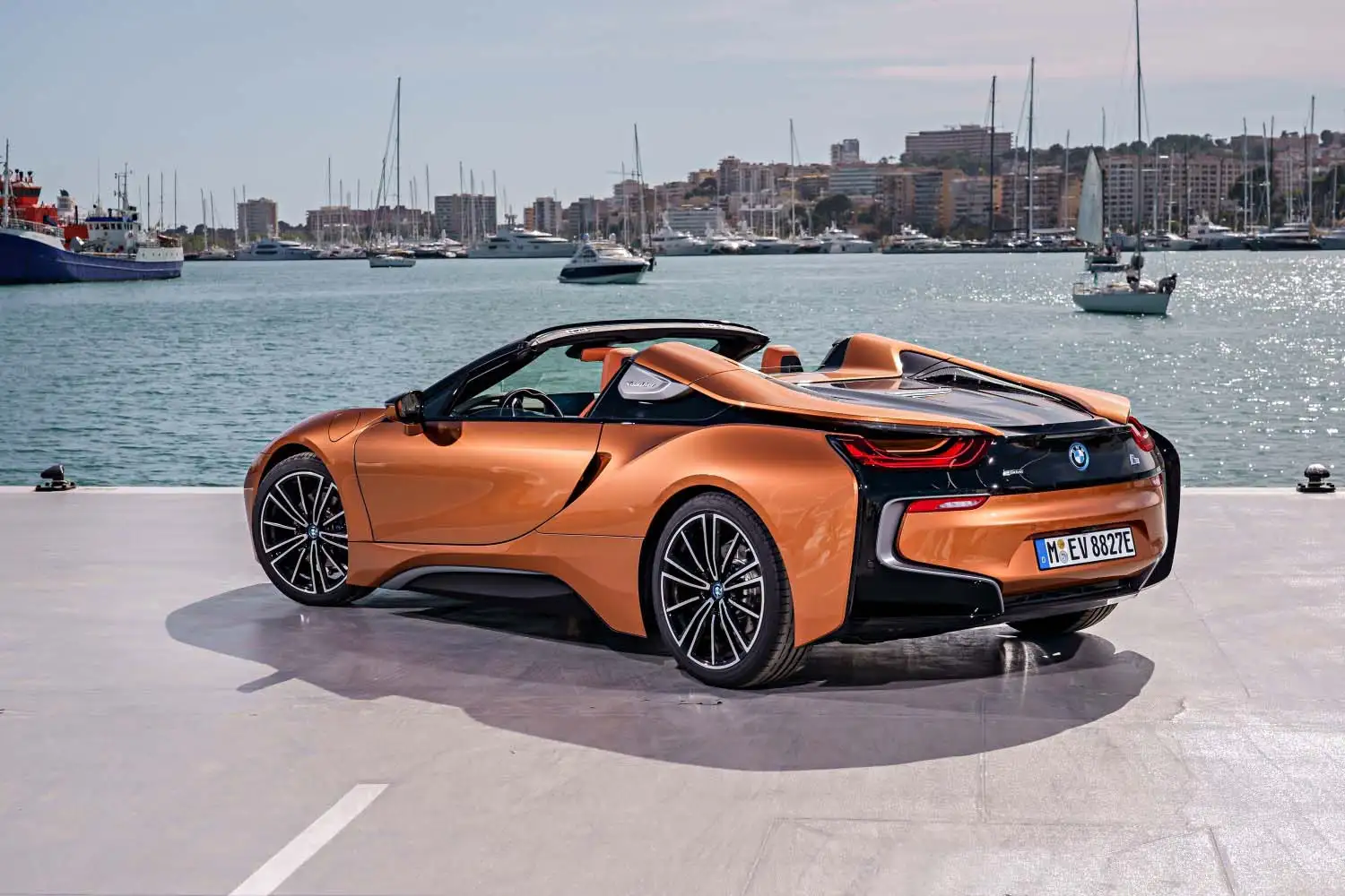 BMW i8