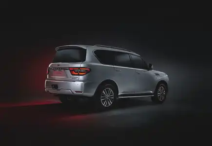 Nissan Patrol - Image 2