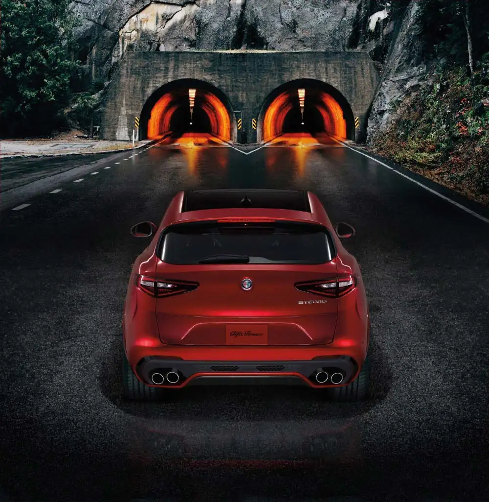 2020 Alfa Romeo Stelvio S - view 7