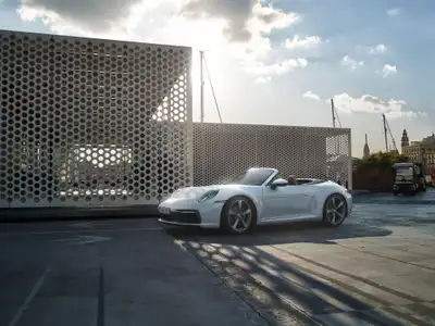 Porsche 911 Base Trim - Image 1