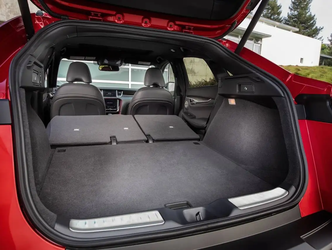 Infiniti QX55