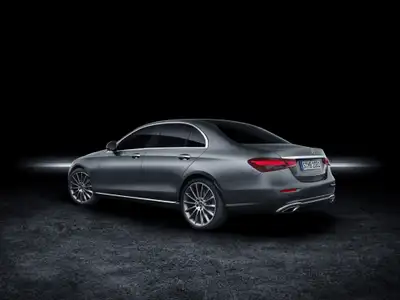 Mercedes-Benz E-Class Sedan E 300 - Image 2