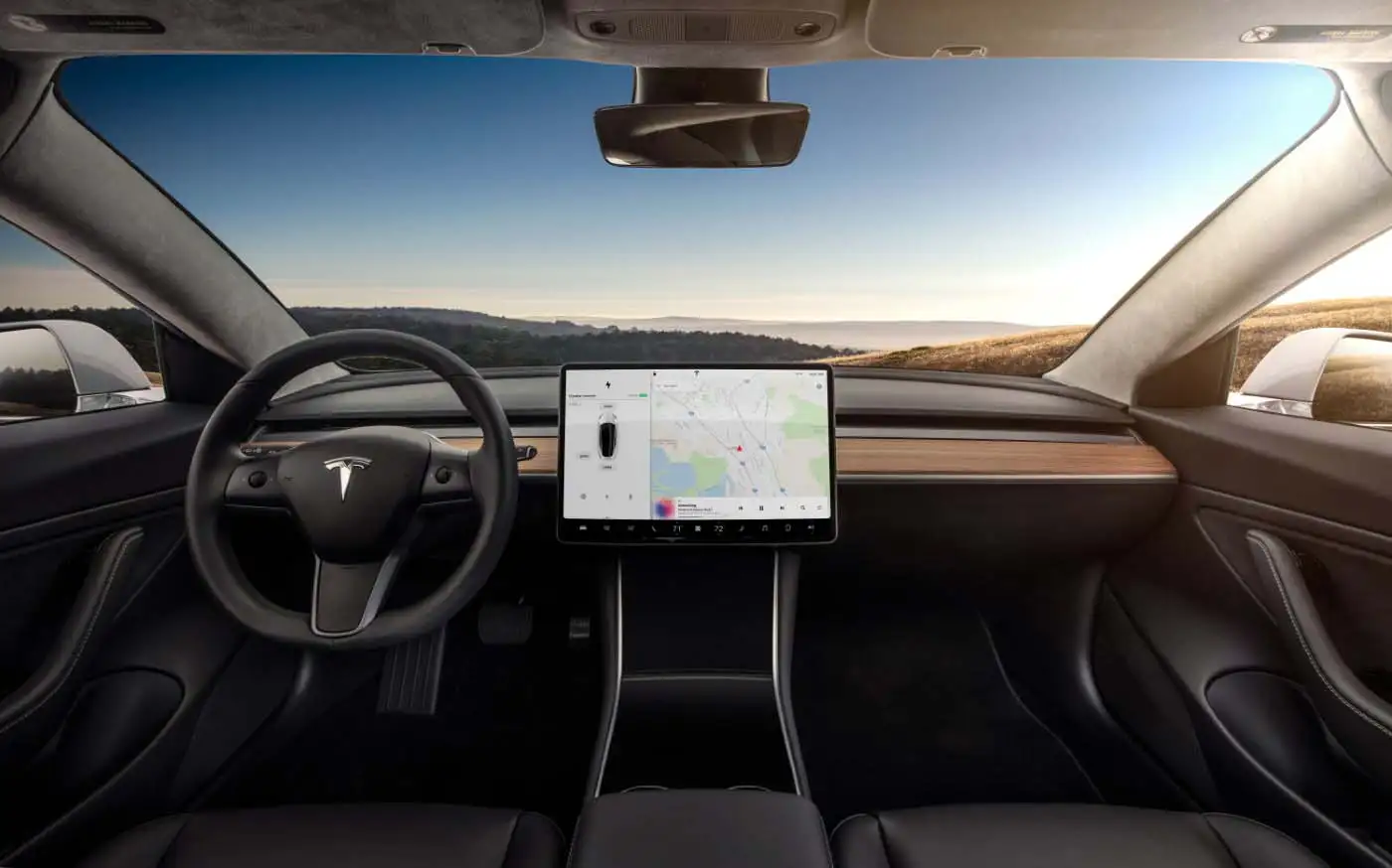 2022 Tesla Model 3 RWD - view 4