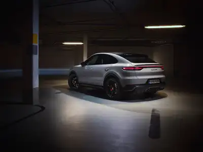 Porsche Cayenne Base Trim - Image 2