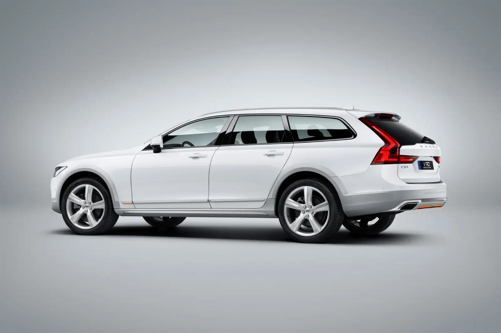 Volvo V90 Cross Country