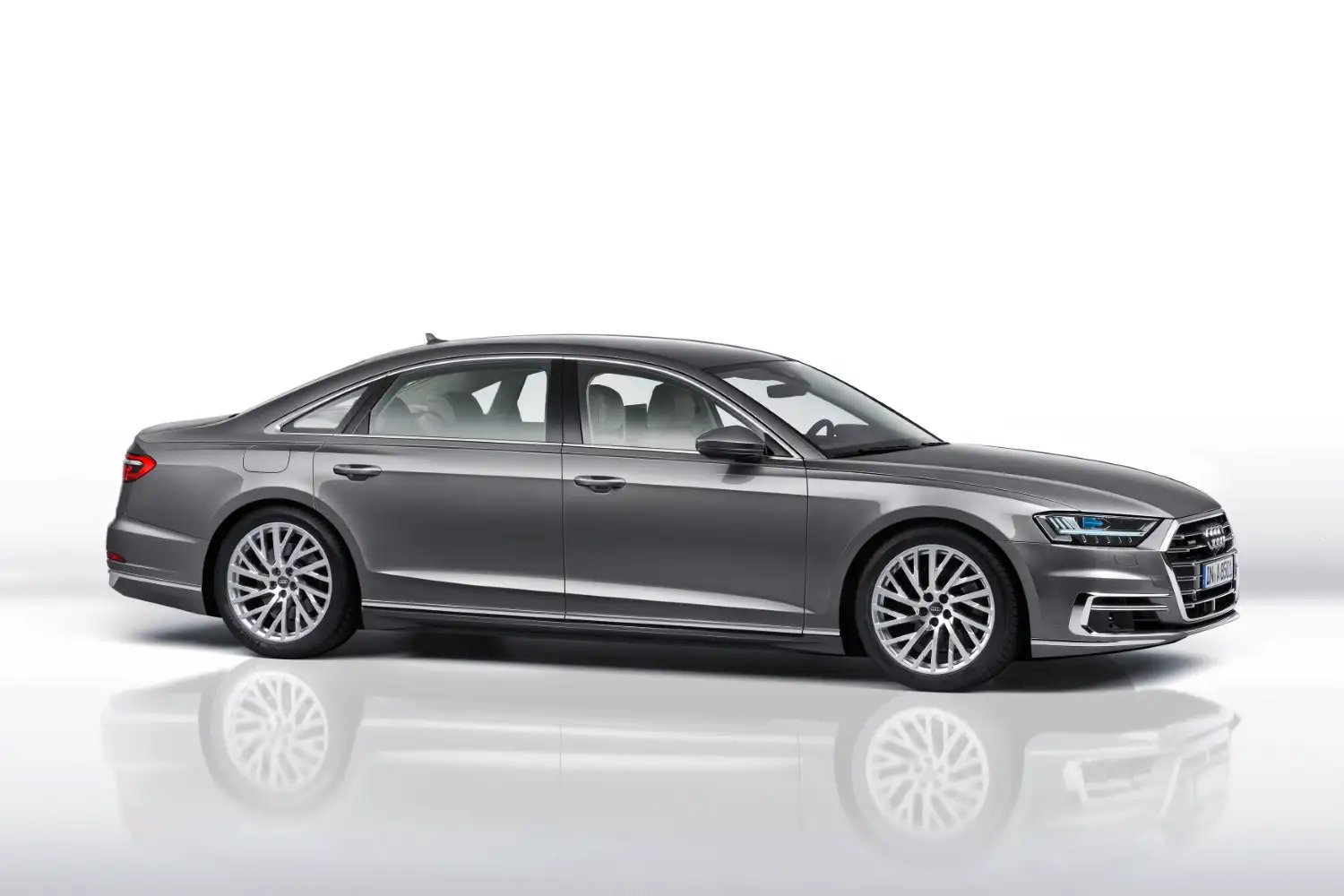 2021 Audi A8L 55 TFSI quattro 3.0L Style Package - view 6