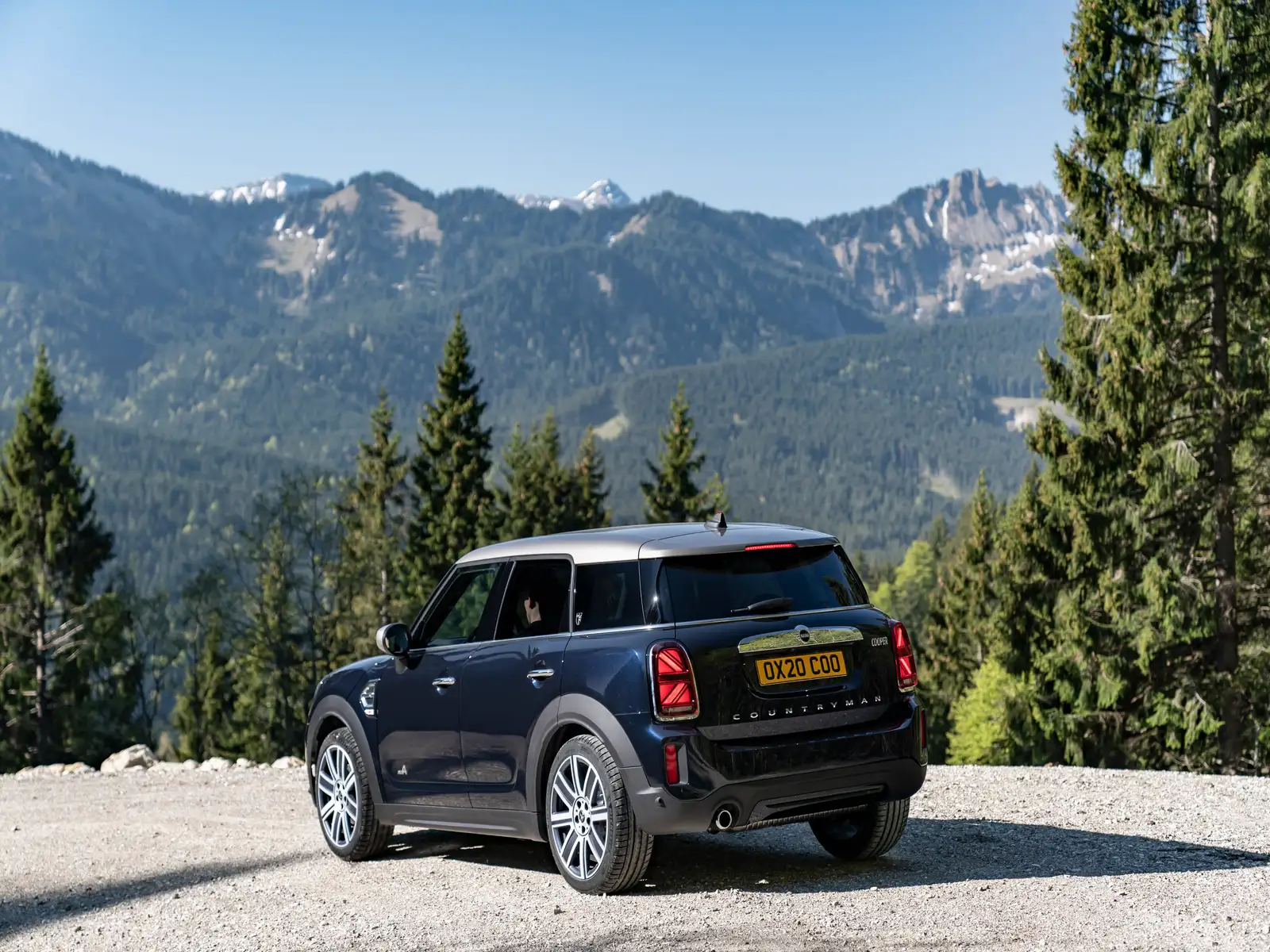 2022 MINI Countryman Cooper - view 2