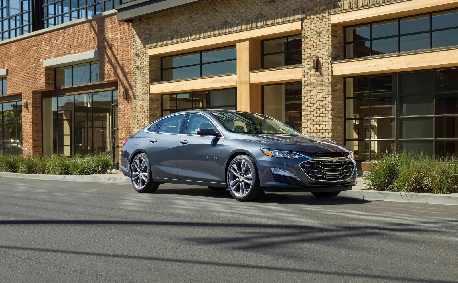 Chevrolet Malibu 400
