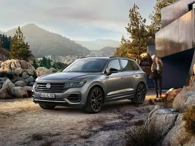Volkswagen Touareg - Image 1