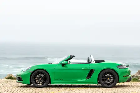 2022 Porsche 718 Boxster GTS 4.0 Base Trim - Manual - Image 4