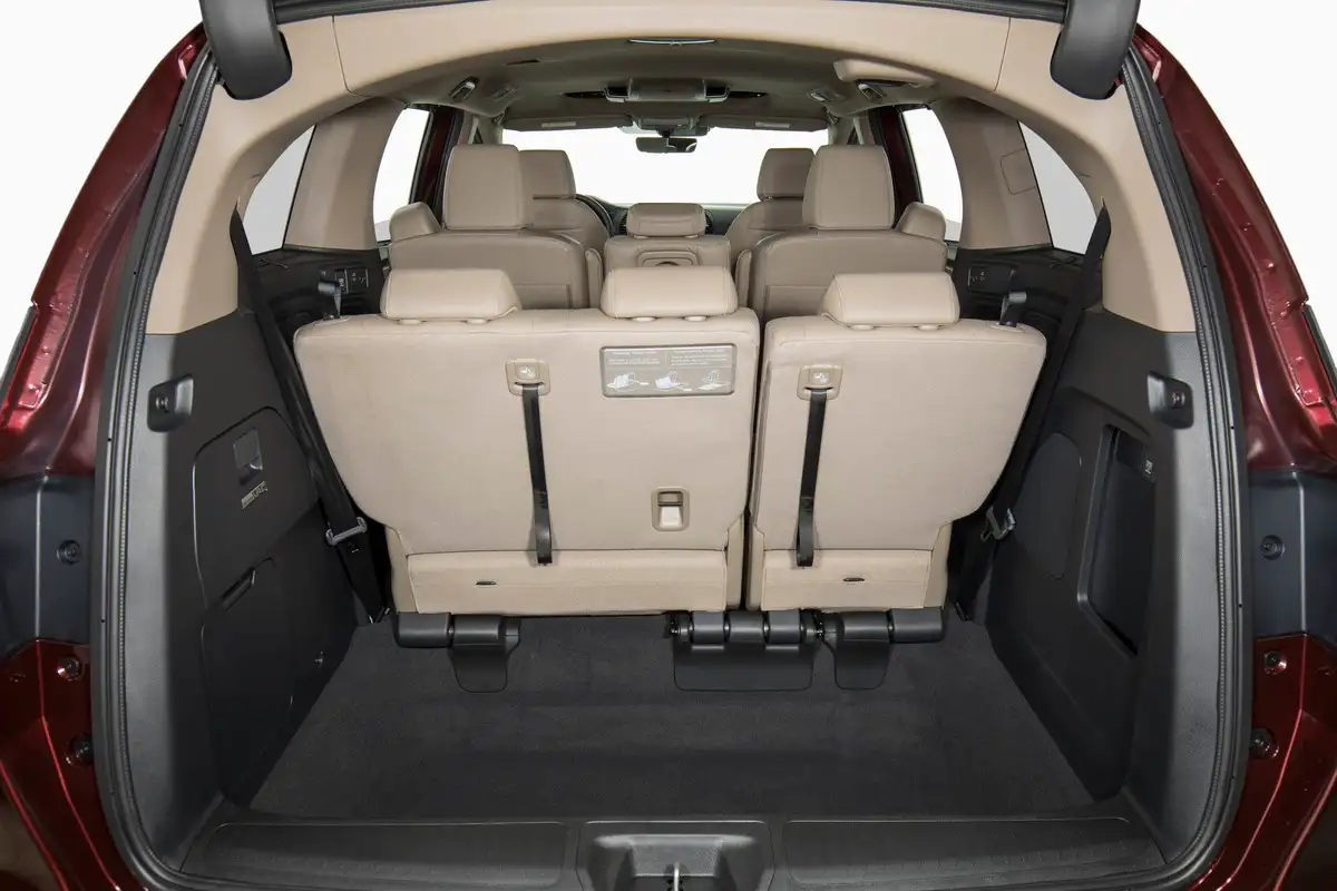 2021 Honda Odyssey LX - view 9