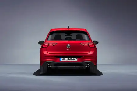 Volkswagen Golf GTI - Image 4