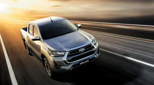 2022 Toyota Hilux Double Cab - GL 4WD - Image 4