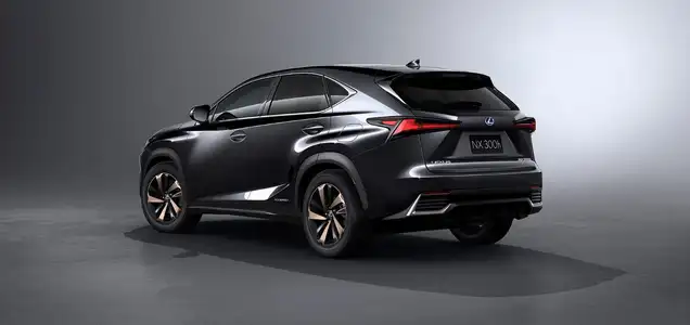2022 Lexus NX 350 Premier - Image 3