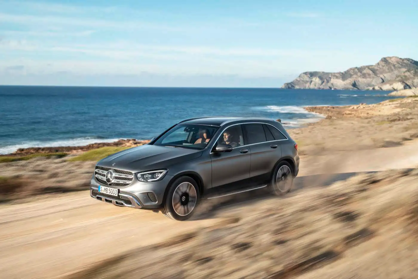 2019 Mercedes-Benz GLC 200 4MATIC - view 3
