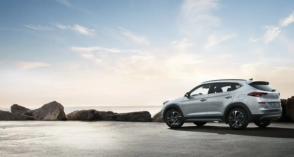 2021 Hyundai Tucson GL 2WD 2.0L - view 2