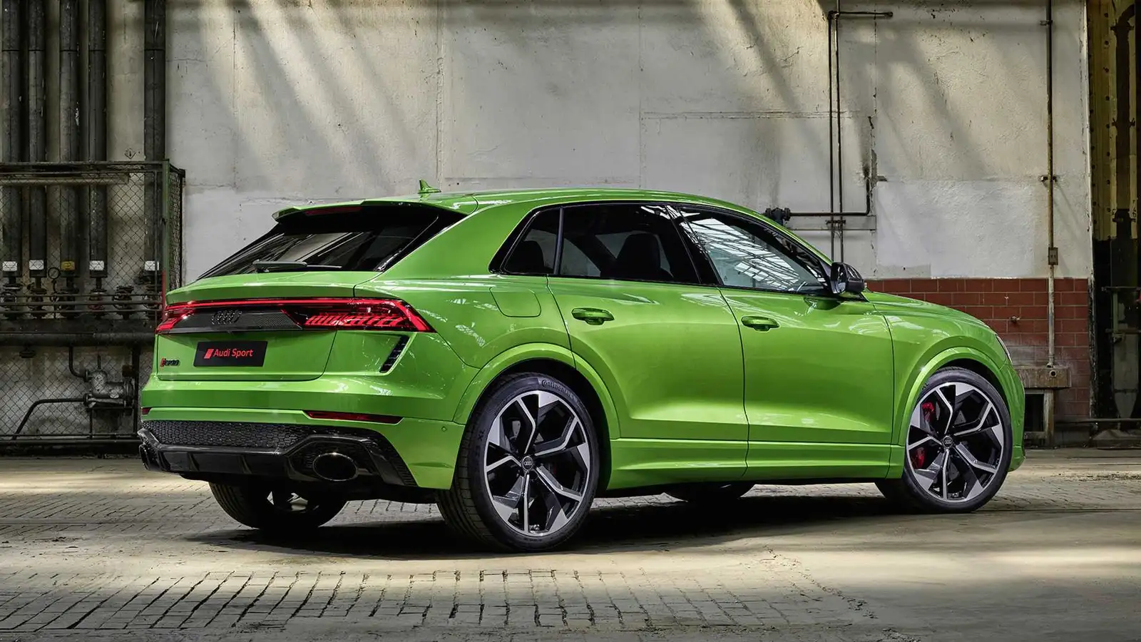 Audi RSQ8