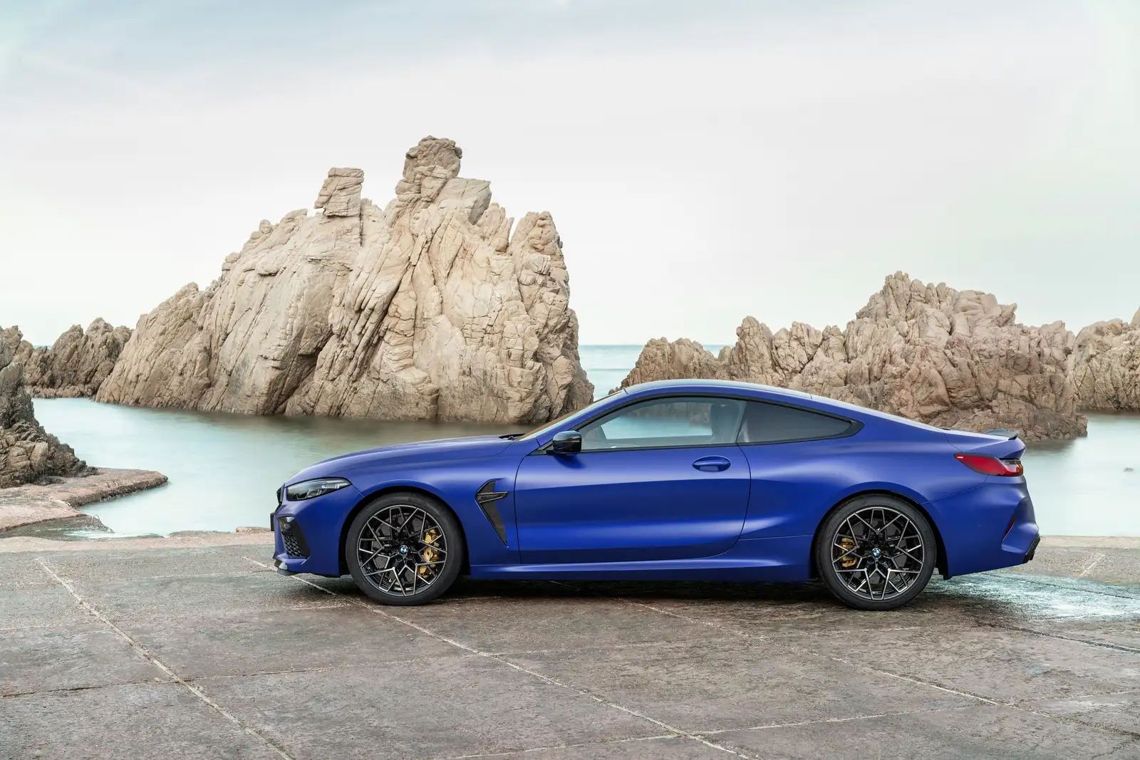 BMW M8
