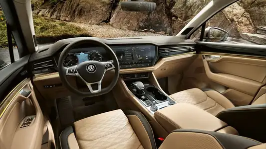 Volkswagen Touareg - Image 3