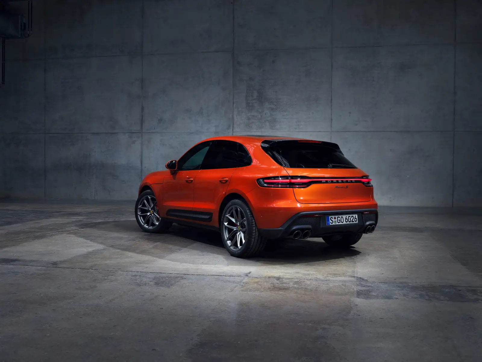 2023 Porsche Macan GTS Base Trim - view 4