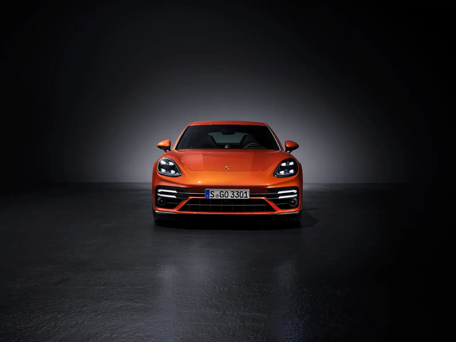 2022 Porsche Panamera Turbo S Base Trim - view 4