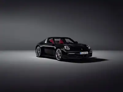 Porsche 911 Base Trim - Image 1