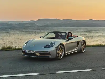 Porsche 718 Base Trim - Manual - Image 1