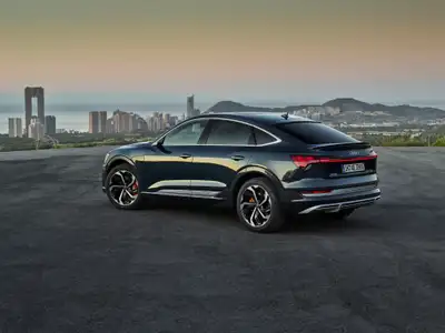 Audi e-tron Sportback S Line - Image 2