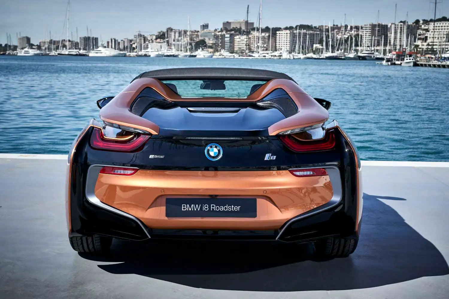 BMW i8