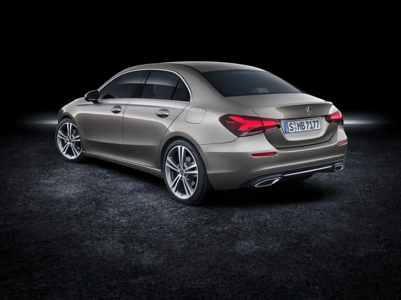 2020 Mercedes-Benz A-Class Sedan A 250 Premium + - view 2