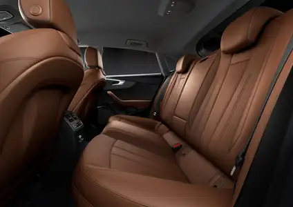2021 Audi A5 Sportback 40 TFSI 2.0L S Line - Image 5