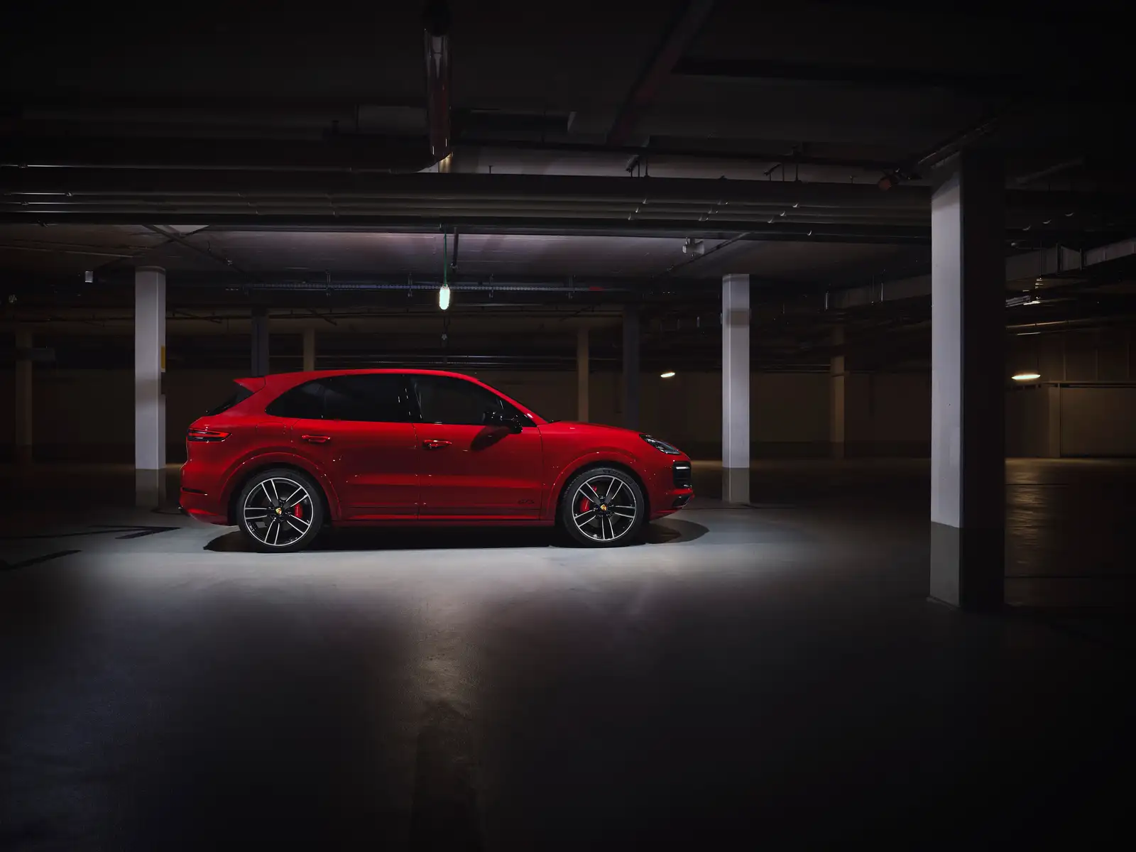 2022 Porsche Cayenne GTS Base Trim - view 3