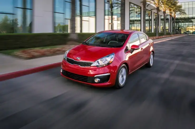 2020 Kia Rio Sedan 1.4L EX - view 4