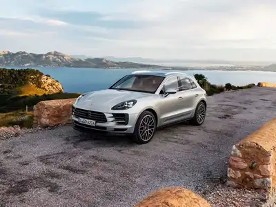 2022 Porsche Macan S Base Trim - Image 1