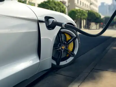 2022 Porsche Taycan Turbo S Base Trim - Image 3