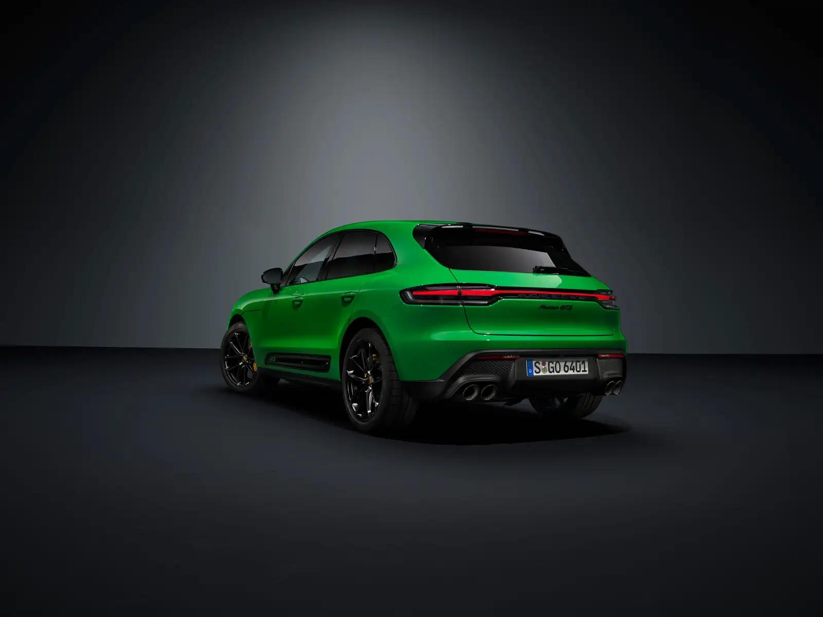 2022 Porsche Macan GTS Base Trim - view 2