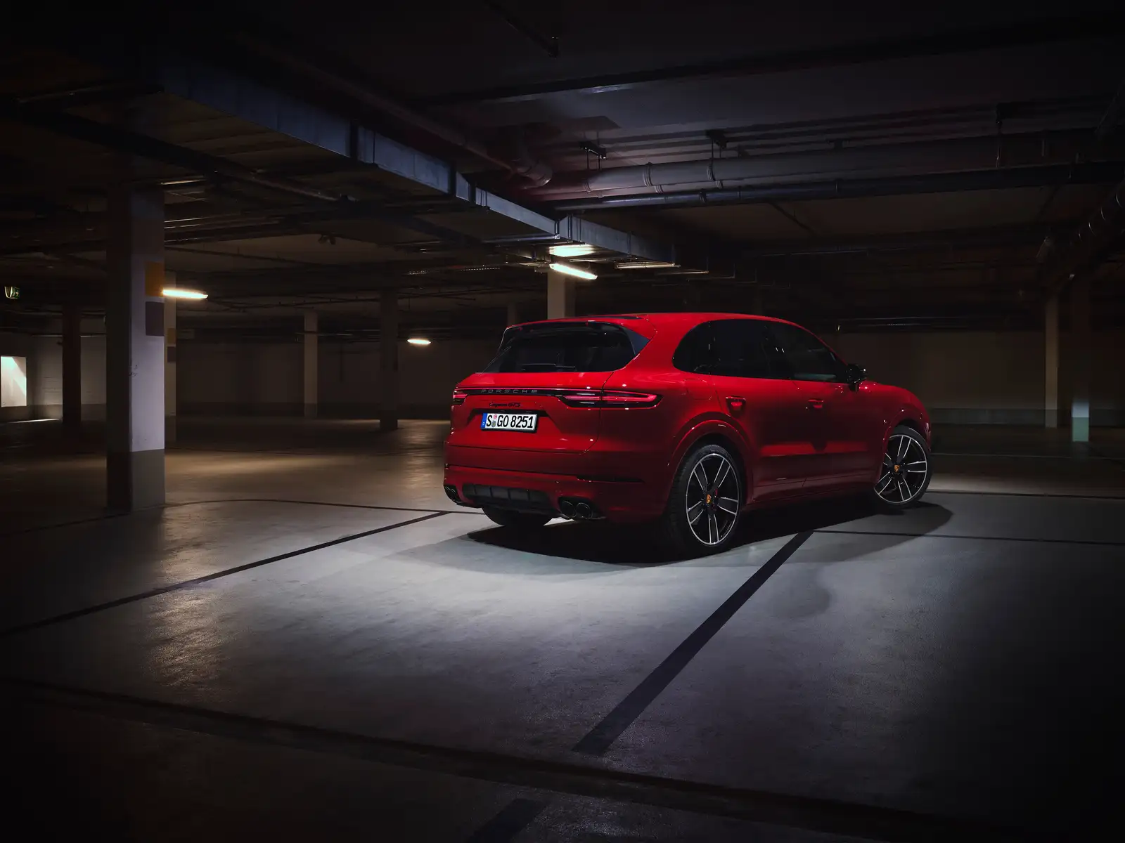 2022 Porsche Cayenne GTS Base Trim - view 2