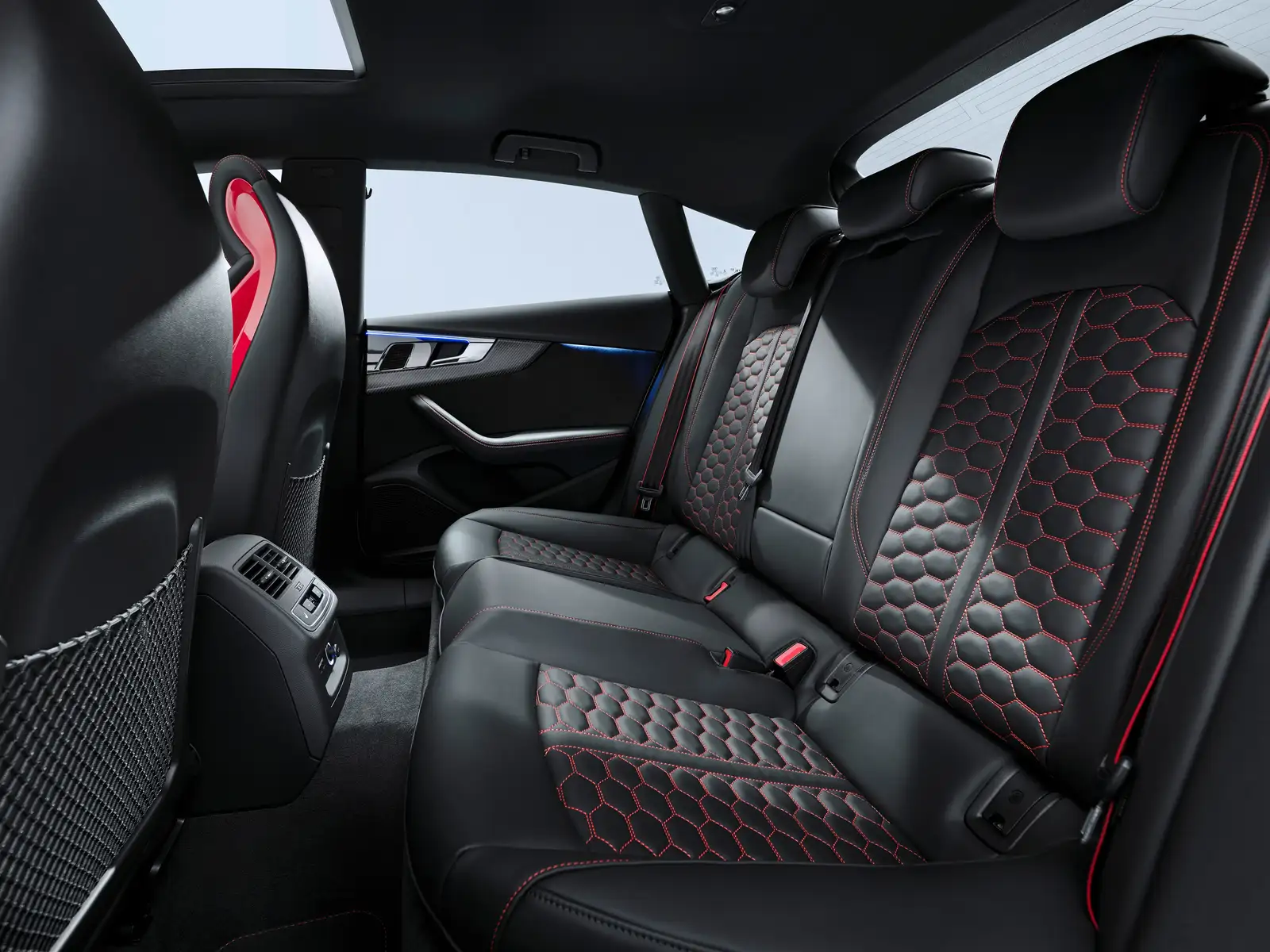2021 Audi RS5 Sportback TFSI quattro 2.9L - view 4