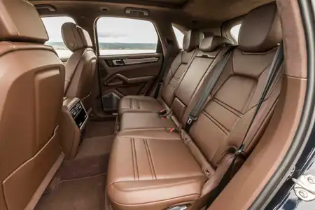 Porsche Cayenne E-Hybrid Base Trim - Image 5