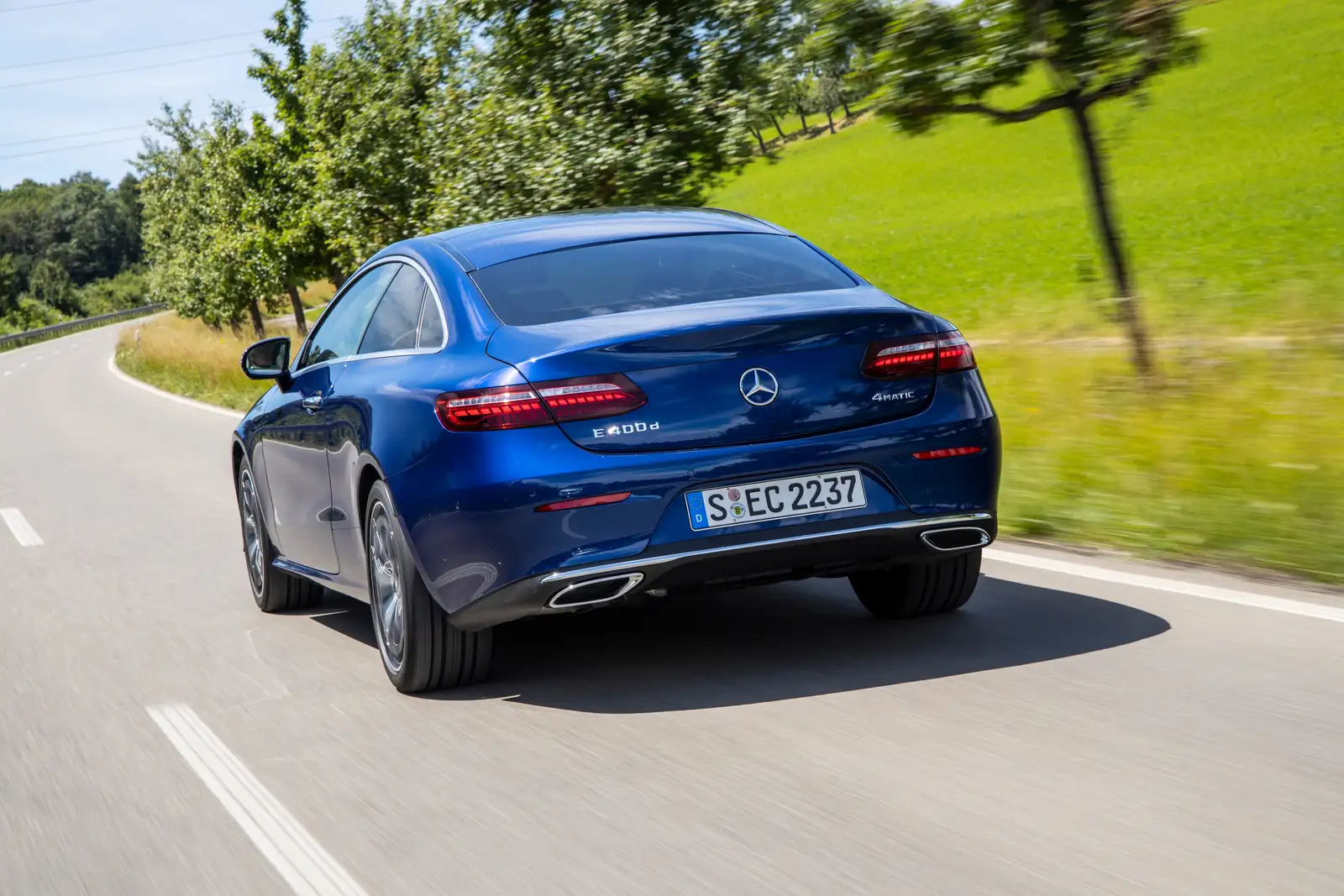 2022 Mercedes-Benz E-Class Coupe E 300 - view 4