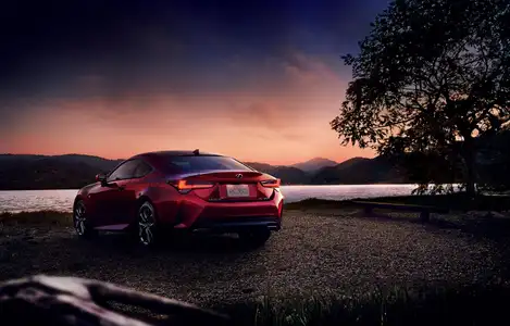 2022 Lexus RC 350 Platinum - Image 4