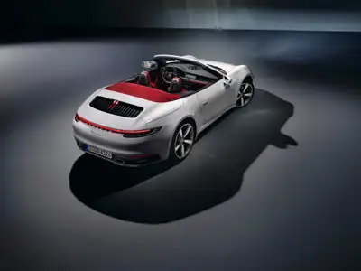 Porsche 911 Base Trim - Image 2