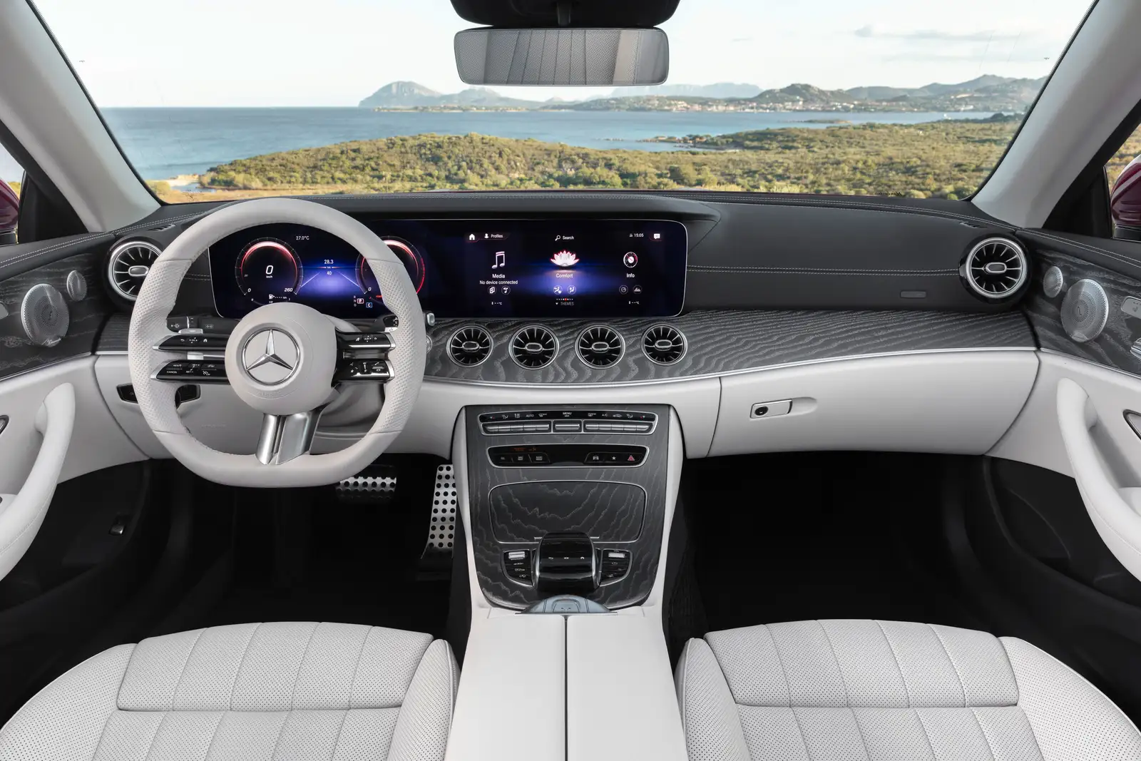 2022 Mercedes-Benz E-Class Coupe E 300 - view 7