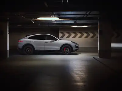 Porsche Cayenne GTS Coupe Base Trim - Image 3