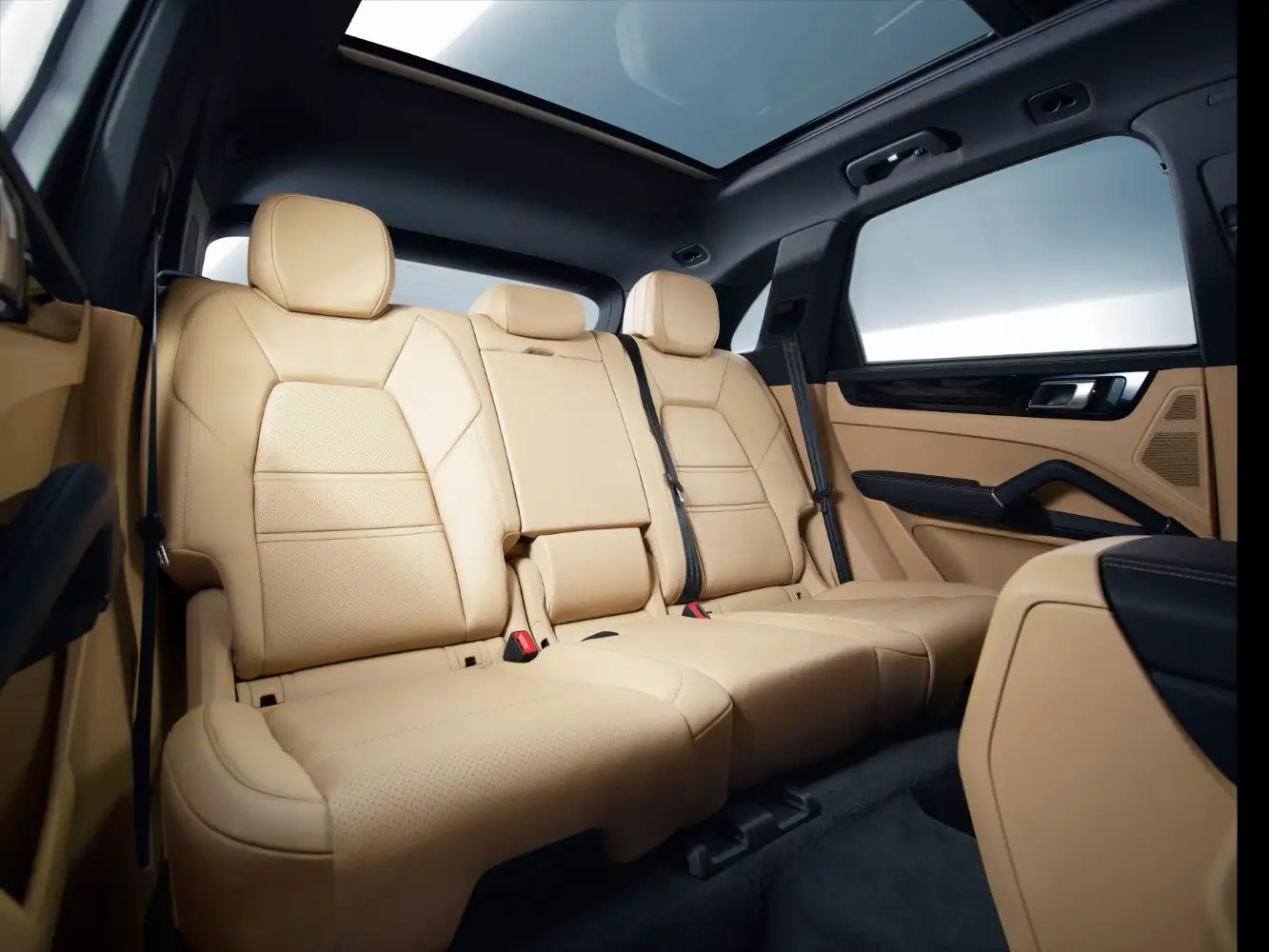 2022 Porsche Cayenne SUV Base Trim - view 9
