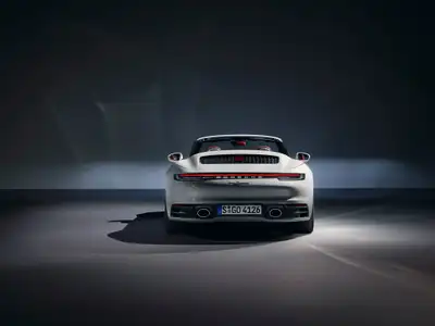 2022 Porsche 911 Carrera Cabriolet Base Trim - Image 3