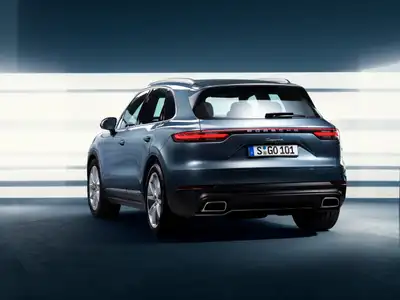 Porsche Cayenne SUV Base Trim - Image 3
